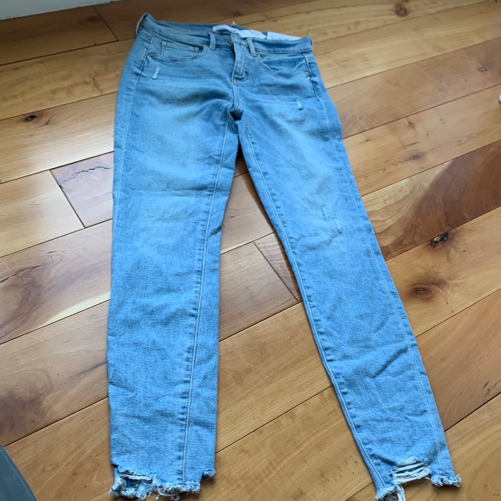Loft NWT slim pockets size 0/25 jeans